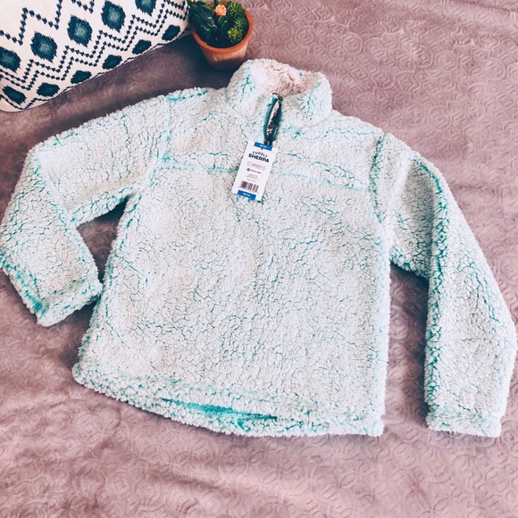 Other - Cuddly Sherpa Pullover